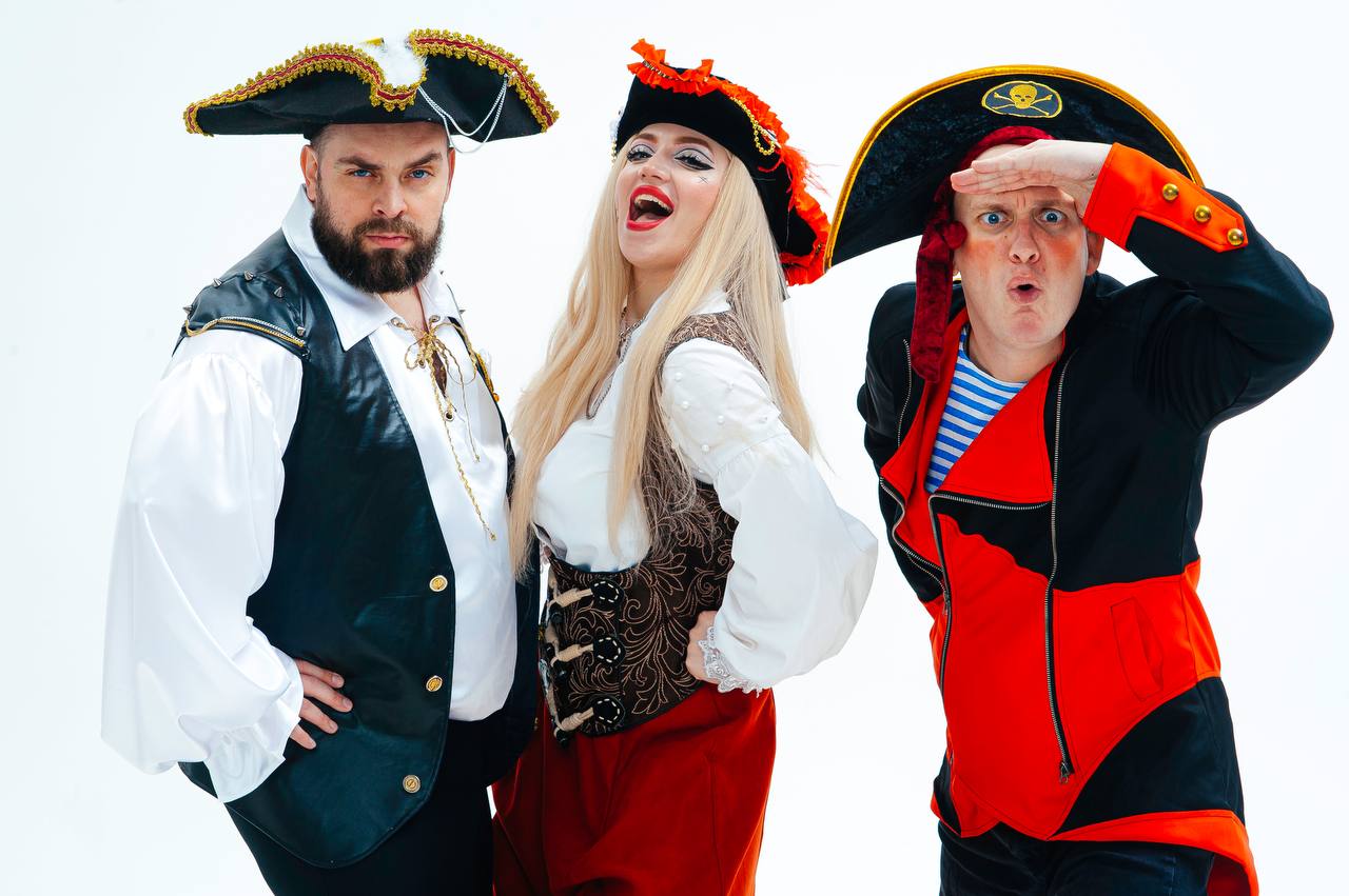 HOLIDAY HOUSE — фото 2