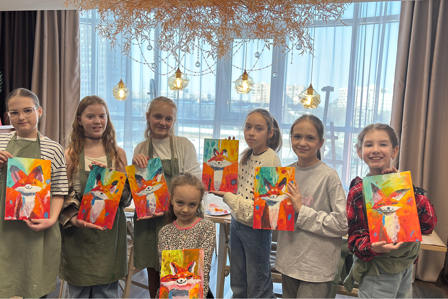 Художественная студия Holst